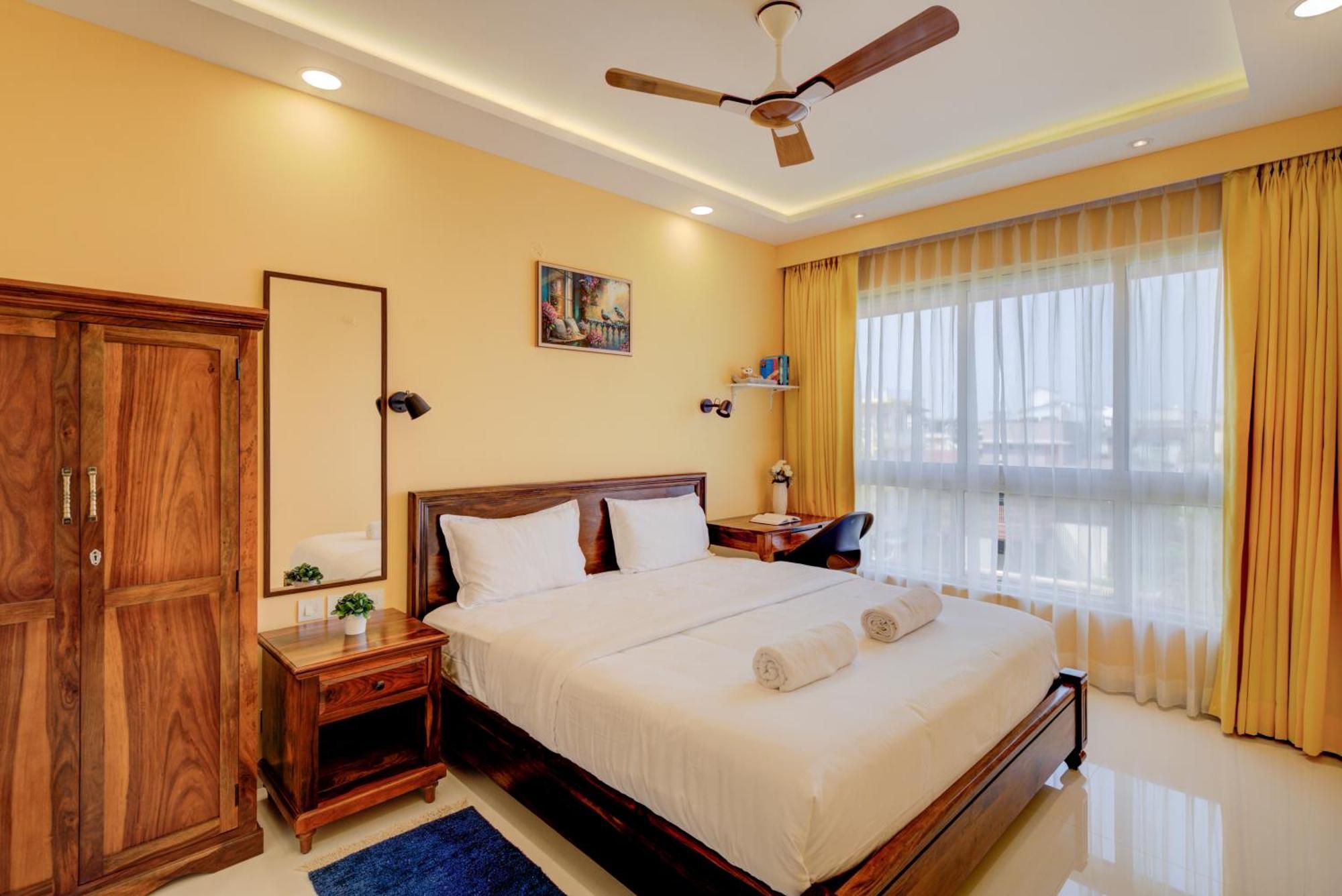 Appartement Luxe 2Bhk 10Min From Goi Airport With Pool Access à Dabolim Extérieur photo